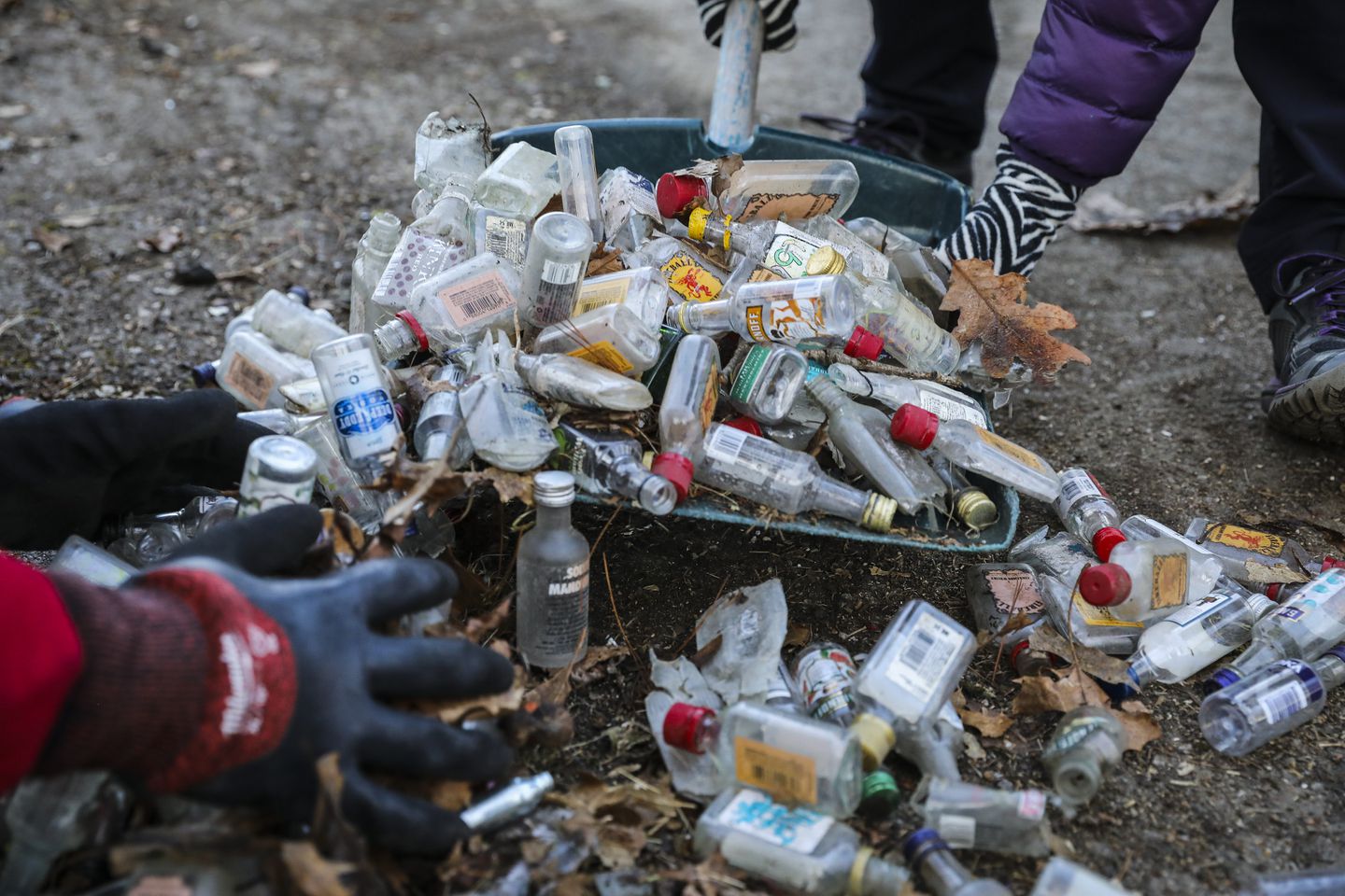Ban Miniature Liquor Bottles (Nips) in Plymouth, MA